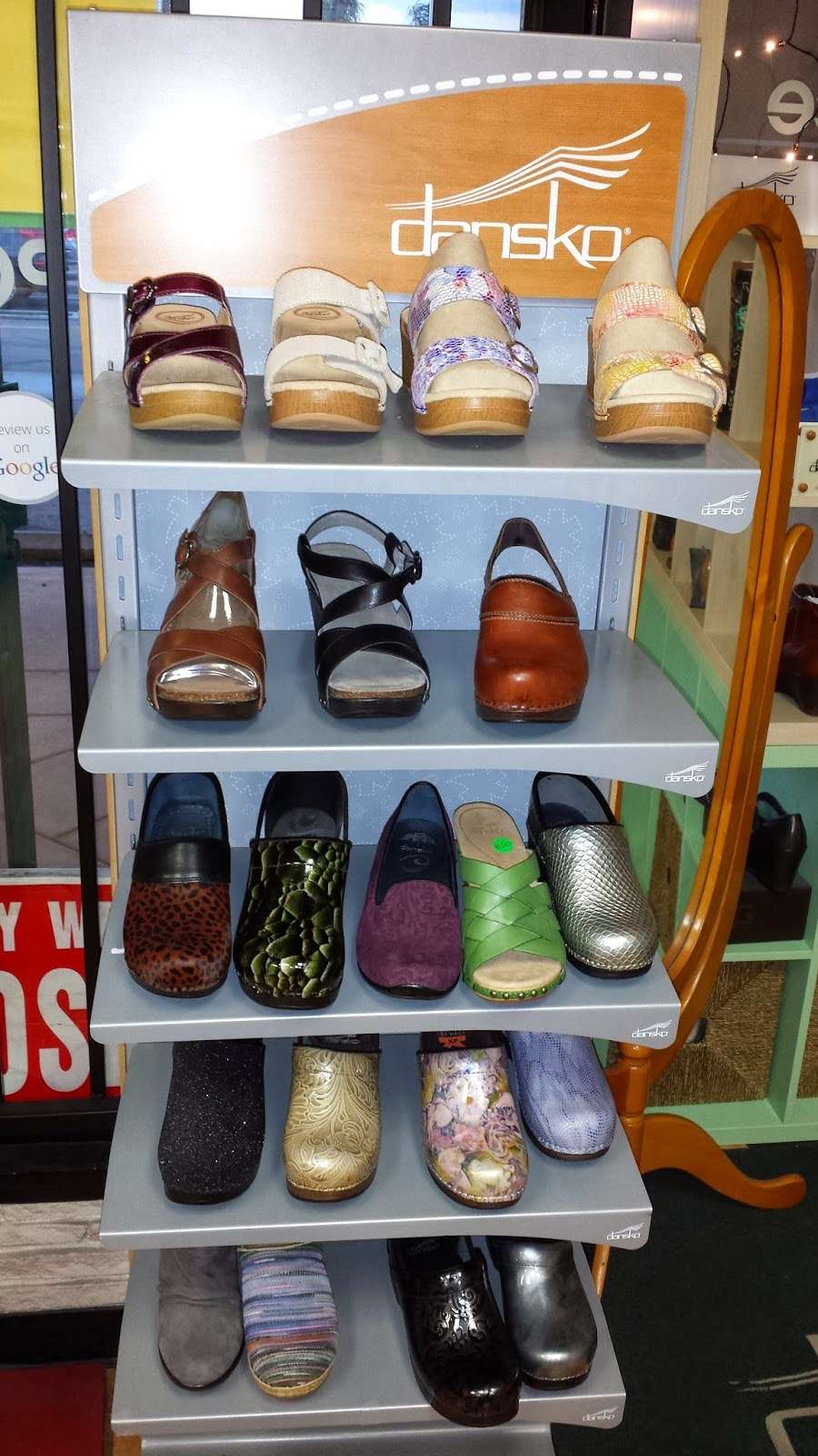 Tenni-Mocs Shoe Store | 6536 E Spring St, Long Beach, CA 90815 | Phone: (562) 429-7777