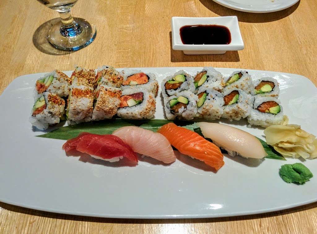 RICE Bistro & Sushi | 7301 S Santa Fe Dr #410, Littleton, CO 80120, USA | Phone: (720) 638-5149