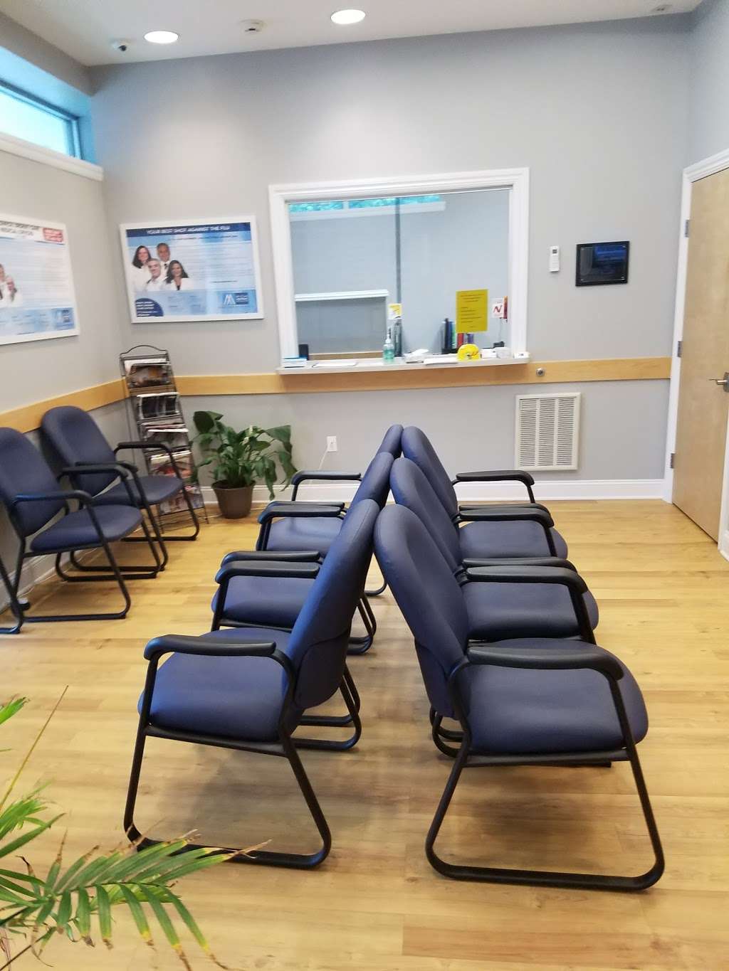 Waldwick Urgent Care and Primary Care an affiliate of High Mount | 71 Crescent Ave, Waldwick, NJ 07463, USA | Phone: (201) 445-1700