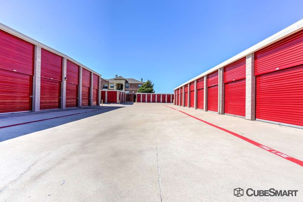 CubeSmart Self Storage | 900 W Round Grove Rd, Lewisville, TX 75067, USA | Phone: (972) 315-7805