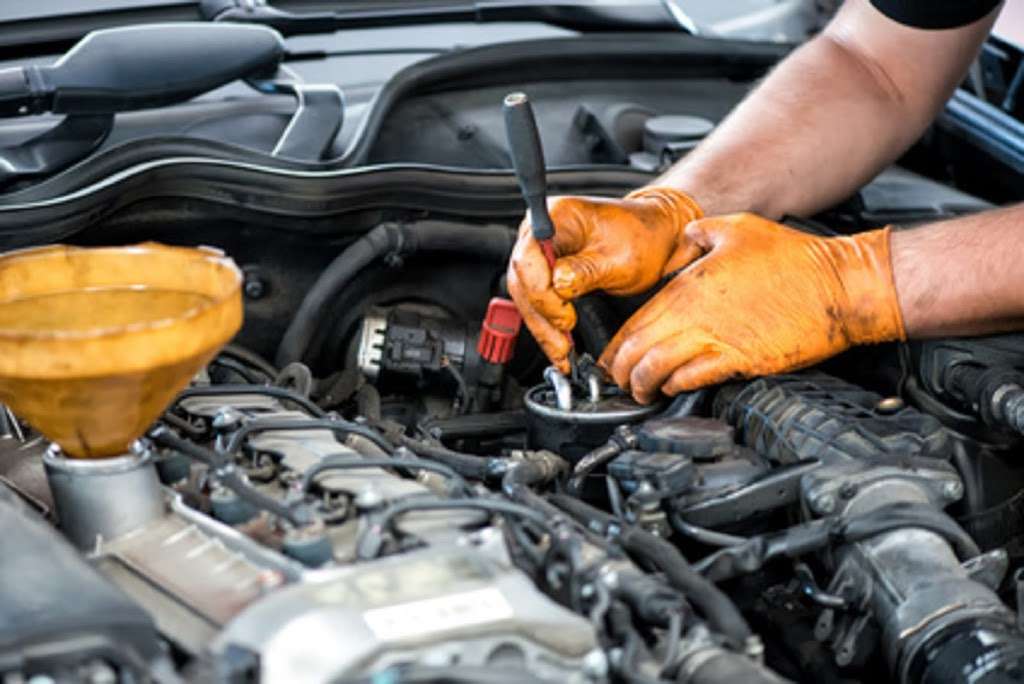 Santa Fe Auto Repair | 1204 E 4th St, Santa Ana, CA 92701, USA | Phone: (714) 667-7050