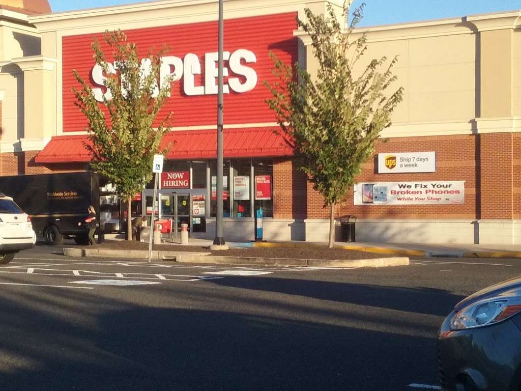 Staples | 1075 Main Street, Warrington, PA 18976, USA | Phone: (215) 343-3251