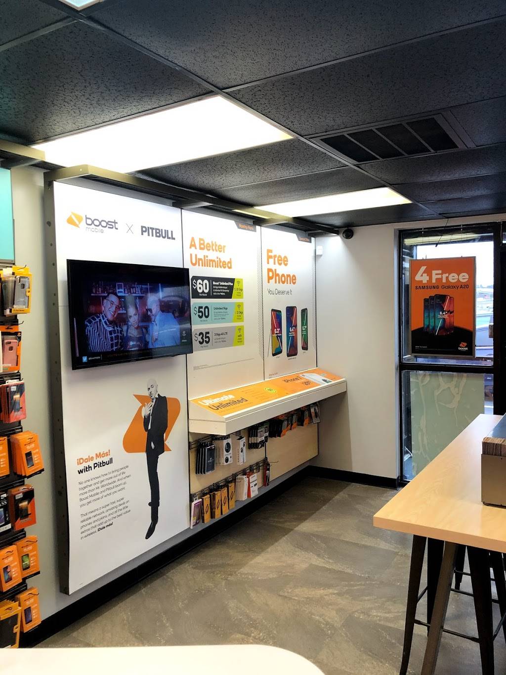 Boost Mobile | 4343 N Tryon St Suite 112, Charlotte, NC 28213 | Phone: (980) 209-0560