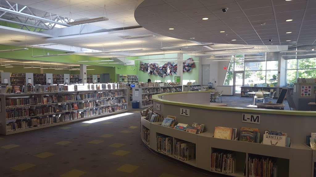 Deanwood Neighborhood Library | 1350 49th St NE, Washington, DC 20019, USA | Phone: (202) 698-1175