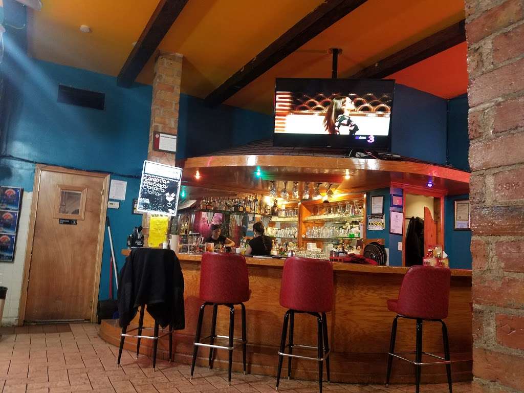 Los Langostinos Restaurant | 3059 S Harding Ave, Chicago, IL 60623, USA | Phone: (773) 542-1120