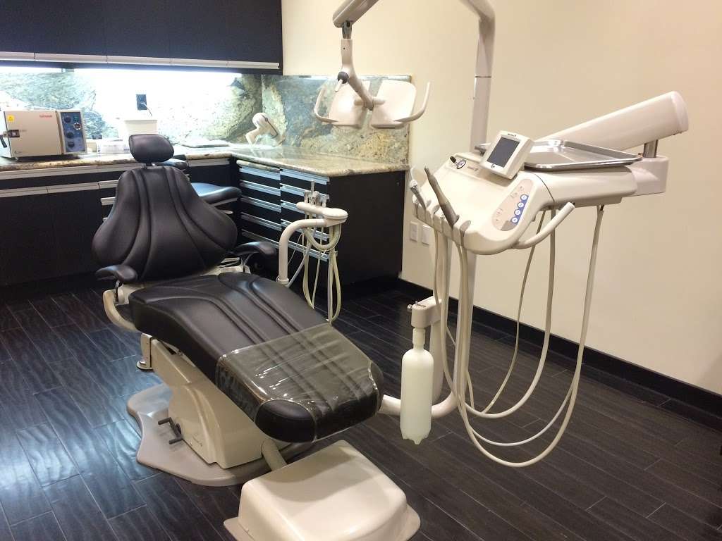 Iverson Dental Labs | 14437 Meridian Pkwy, Riverside, CA 92508, USA | Phone: (800) 334-2057