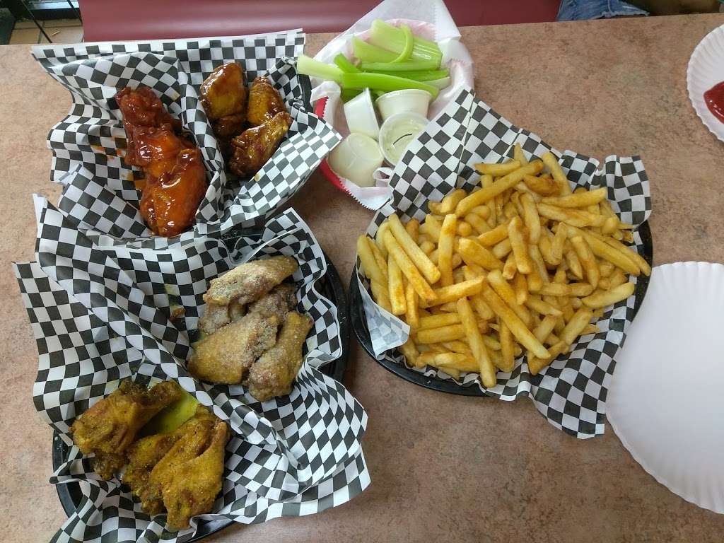 TLC Wings & Grill | 9101 Pineville Matthews Rd H, Pineville, NC 28134 | Phone: (704) 341-0901