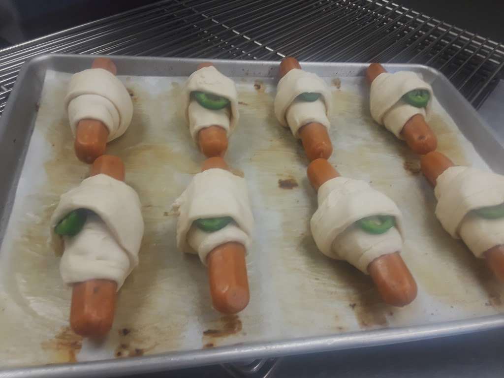 Jnh Donut Shop | 4880 Sunnyvale St, Dallas, TX 75216, USA | Phone: (214) 372-2177