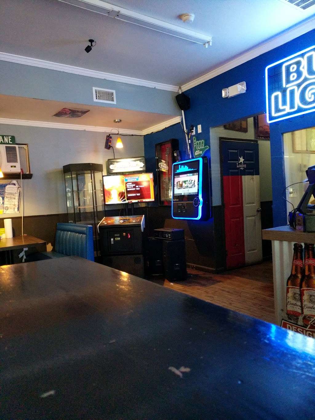 Shadys Porch Pub and Grill | 840 E Mulberry St, Angleton, TX 77515, USA | Phone: (979) 848-8969 Shadys Porch Pub and Grill | 840 E Mulberry St, Angleton, TX 77515, USA | Phone: (979) 848-8969