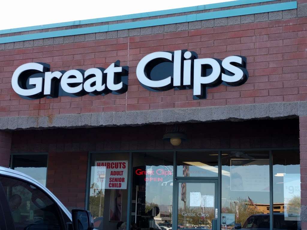 Great Clips | 2765 N Scottsdale Rd Ste 110, Scottsdale, AZ 85257, USA | Phone: (480) 947-0914