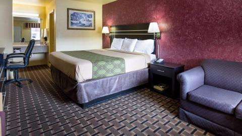 Econo Lodge | 6630 Hoover St U.S. 290 &, Bingle Rd, Houston, TX 77092, USA | Phone: (713) 956-2828