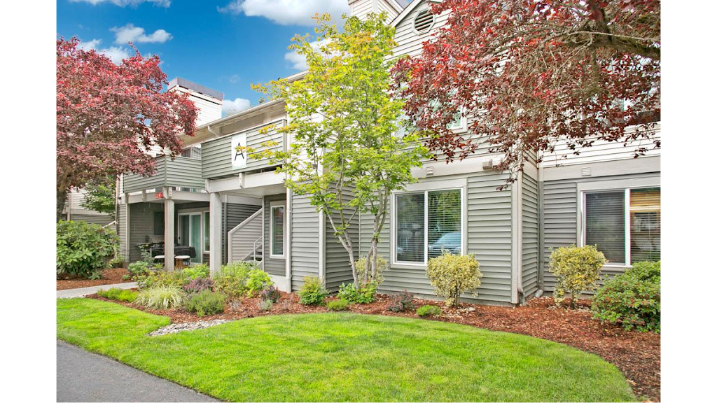 Woodstone Apartments | 16520 North Rd, Bothell, WA 98012, USA | Phone: (425) 742-0711