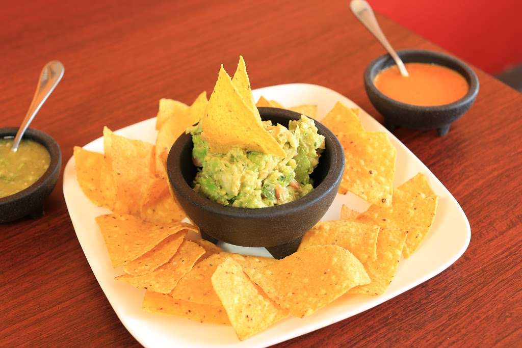 Zocalo Mexican Bar and Grill | 203 Butterfield Rd, Vernon Hills, IL 60061, USA | Phone: (224) 513-5477