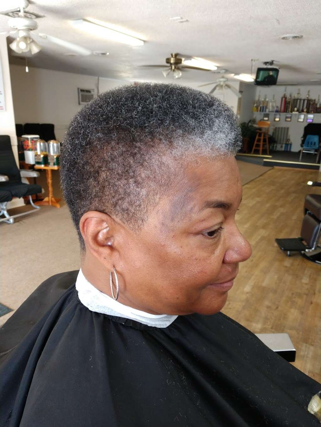 Distinguished Kuts | 1411 Charlotte Hwy, Lancaster, SC 29720, USA | Phone: (803) 285-1202