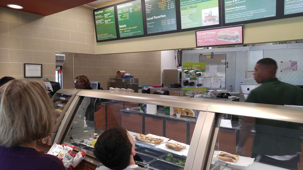 Subway | 200 W Cartwright Rd Suite 100, Mesquite, TX 75149, USA | Phone: (469) 677-7007