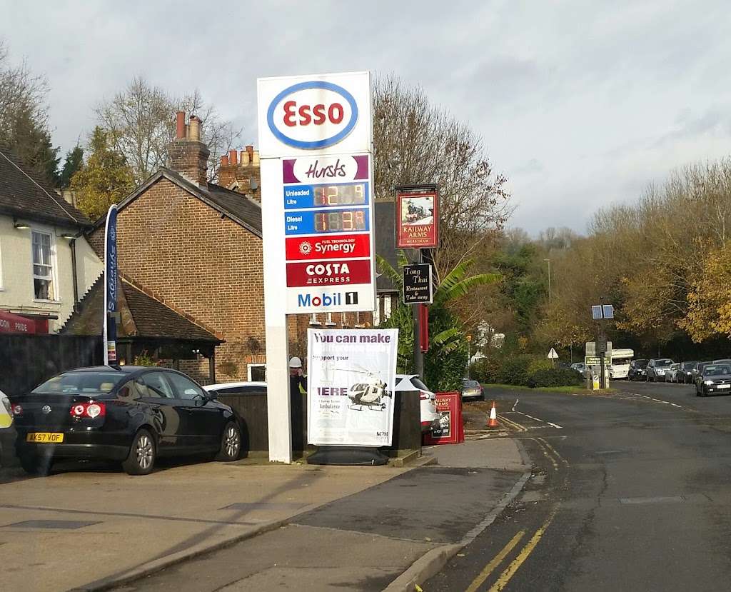 Esso | High St, Merstham, Redhill RH1 3EA, UK | Phone: 01474 333003