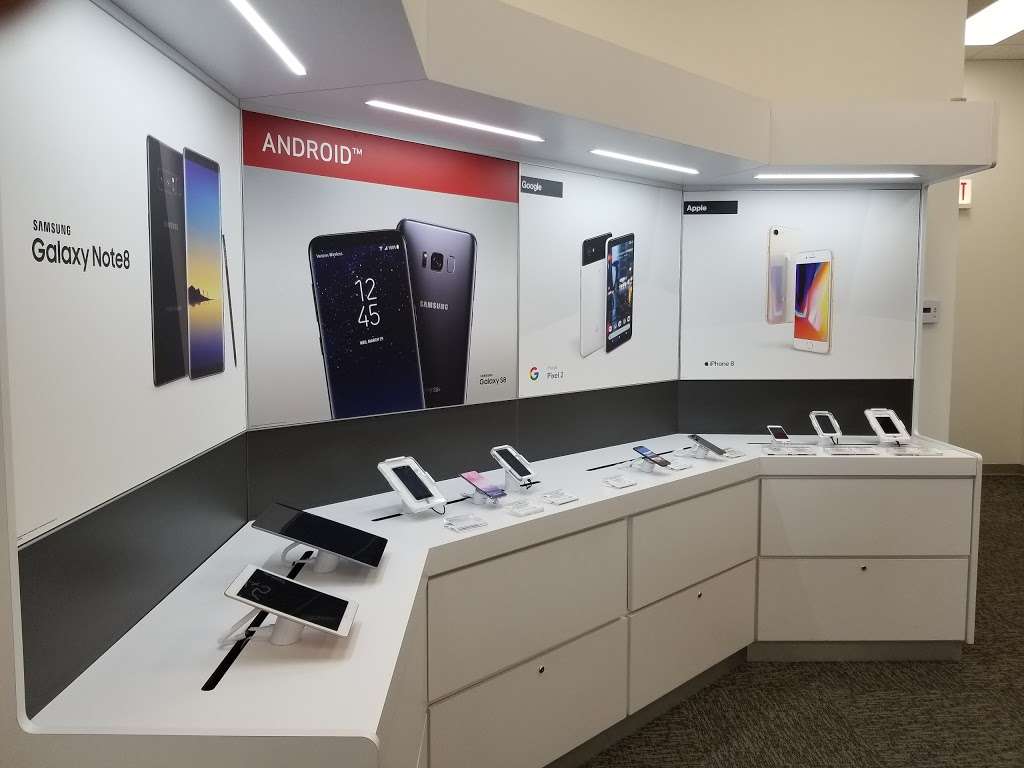 Verizon | 2601A 95th St, Evergreen Park, IL 60805, USA | Phone: (708) 634-8080 Verizon | 2601A 95th St, Evergreen Park, IL 60805, USA | Phone: (708) 634-8080