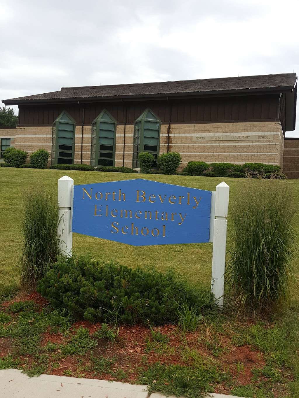 North Beverly Elementary School | 48 Putnam St, Beverly, MA 01915 | Phone: (978) 921-6130