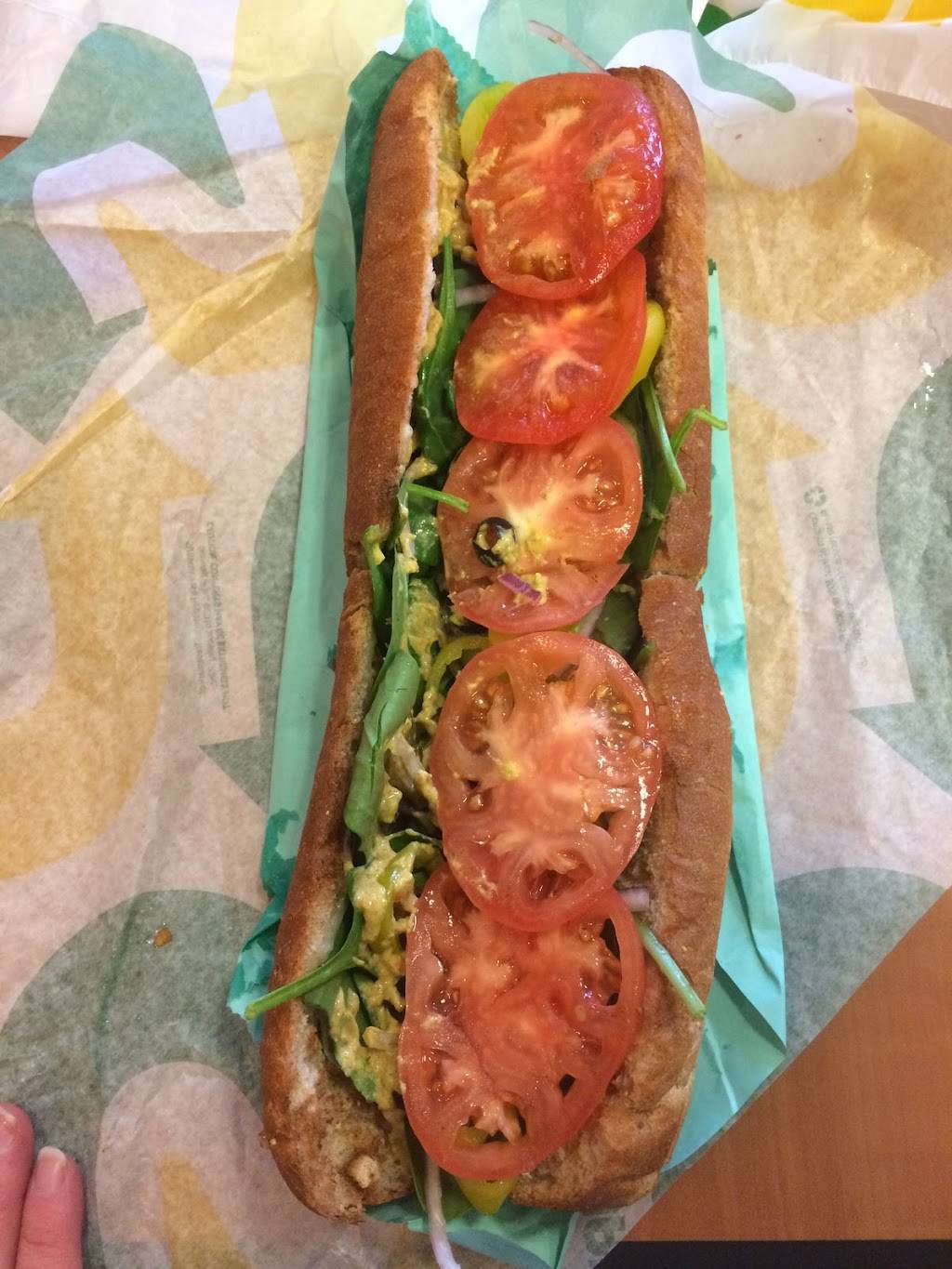 Subway | 3006 Bardstown Rd, Louisville, KY 40205, USA | Phone: (502) 690-2740