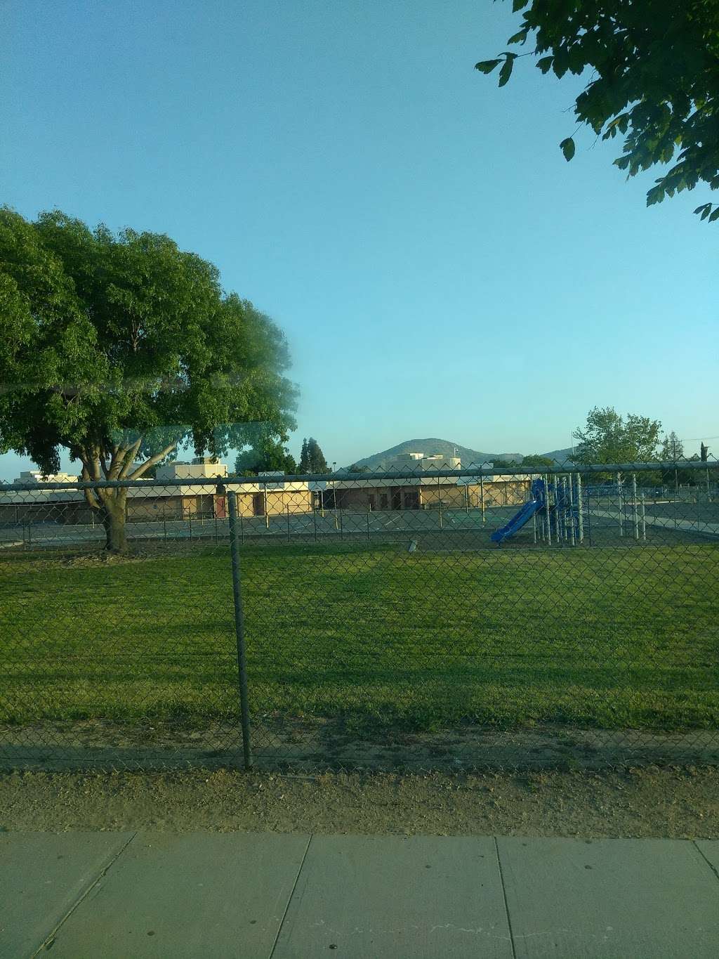 Cypress Elementary School | 9751 Cypress Ave, Fontana, CA 92335 | Phone: (909) 357-5460