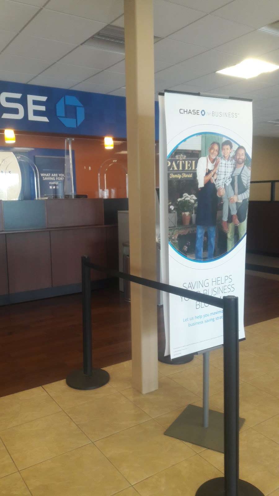 Oak Hills Shopping Center W Leland Rd & Bailey Rd, Pittsburg, CA