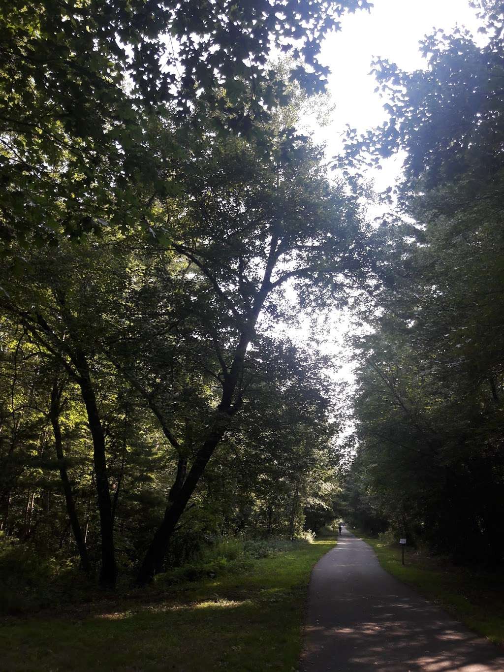 Nashua River Rail Trail Head | Head,, Nashua River Rail Trail, Nashua, NH 03062, USA