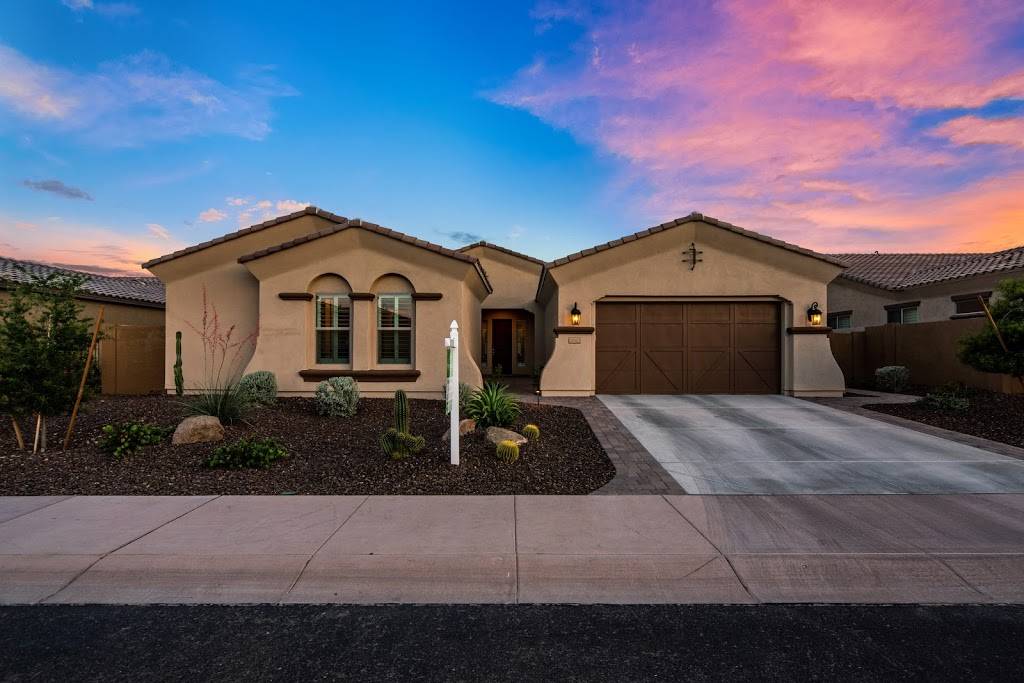 Brandon Howe | Howe Realty | Peoria, AZ REALTOR® | 10210 W Happy Valley Pkwy #145, Peoria, AZ 85383, USA | Phone: (602) 899-0800