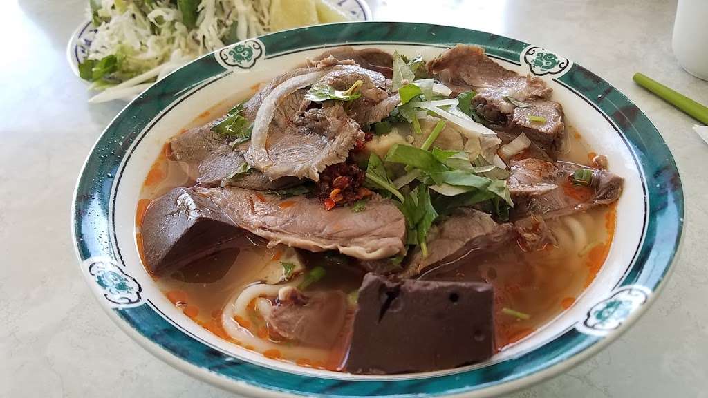 Bun Bo Hue | 2871 Senter Rd, San Jose, CA 95111, USA | Phone: (408) 629-4212