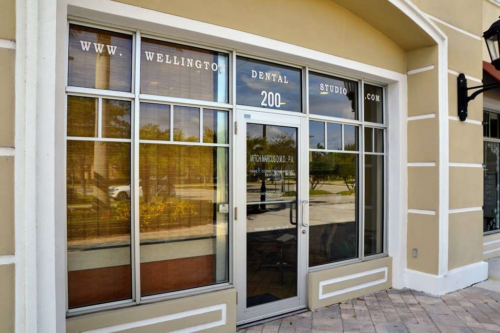 Wellington Dental Studio | 10660 Forest Hill Blvd #200, Wellington, FL 33414, USA | Phone: (561) 204-2010