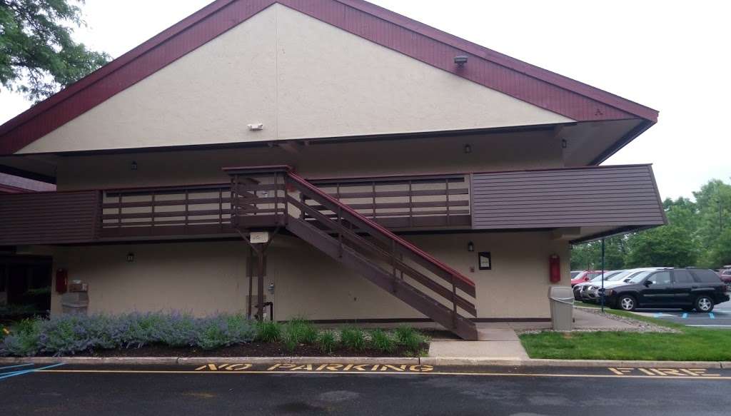 Red Roof Inn Parsippany | 855 US-46, Parsippany, NJ 07054 | Phone: (973) 334-3737