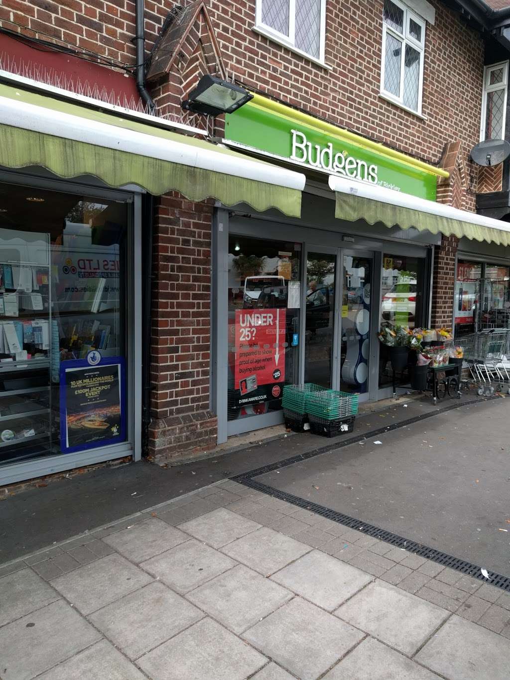 Budgens | 209-211 Southborough Ln, Bromley BR2 8AR, UK | Phone: 020 8295 0453