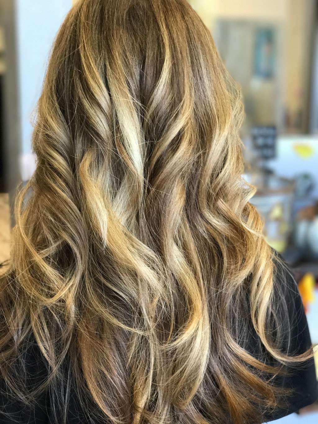 Headstrong Salon | 1585 Big Oak Road, Oxford Oaks Center (Kohls), Yardley, PA 19067, USA | Phone: (215) 493-7882