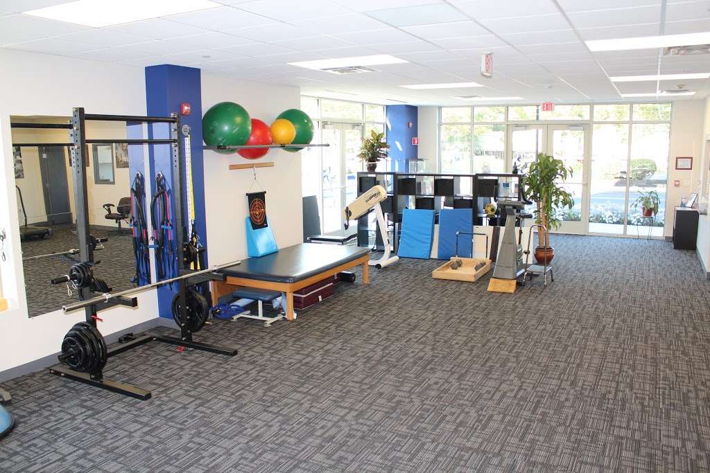 Fitzgerald Physical Therapy Associates Melrose | 2 Washington St, Melrose, MA 02176 | Phone: (781) 321-7000