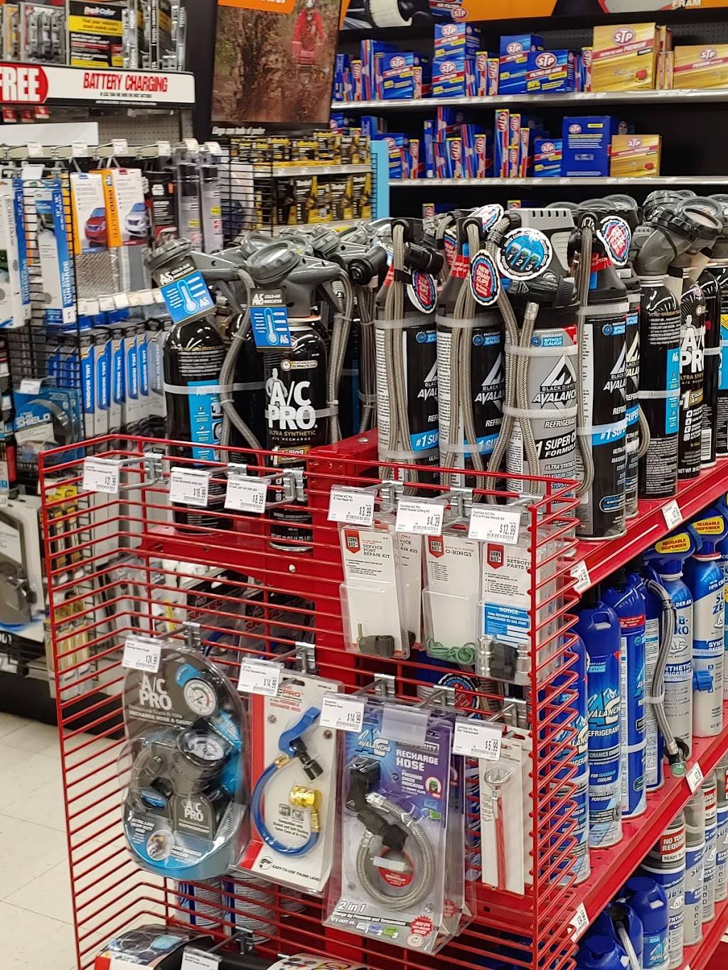 AutoZone Auto Parts | 3325 N 72nd St, Omaha, NE 68134, USA | Phone: (402) 572-8138