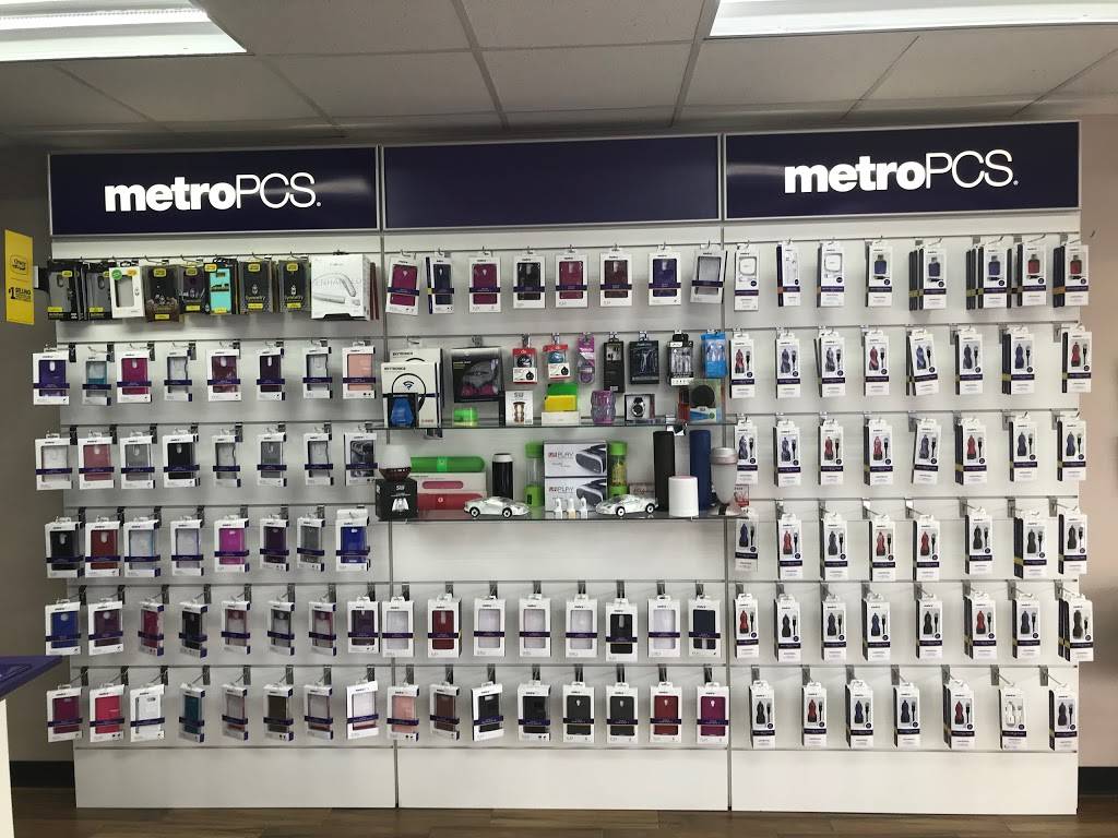 Metro by T-Mobile | 5739 Crowley Rd Ste B, Fort Worth, TX 76134, USA | Phone: (817) 882-6700
