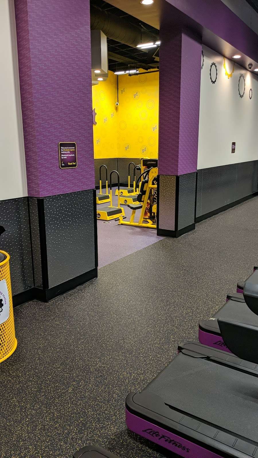 Planet Fitness | 12832 Rosecrans Ave, Norwalk, CA 90650 | Phone: (562) 278-1400