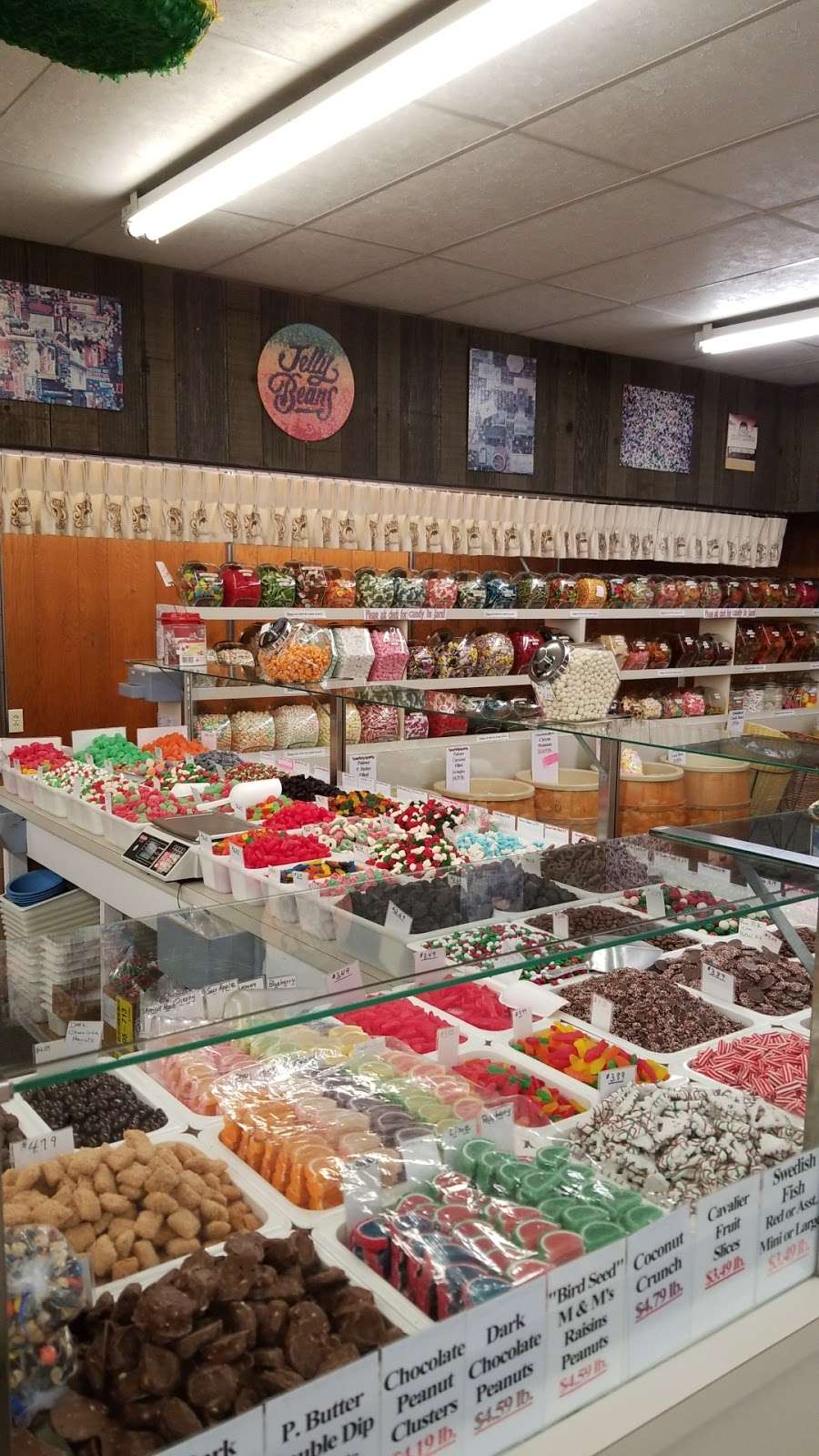 Smiths Candies | 114 W Lincoln Ave, Myerstown, PA 17067, USA | Phone: (717) 866-5336