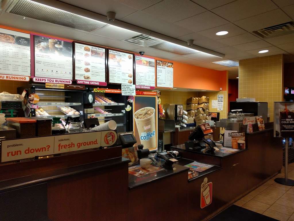 Dunkin Donuts | 1009 West Chester Pike, West Chester, PA 19382 | Phone: (610) 918-3282