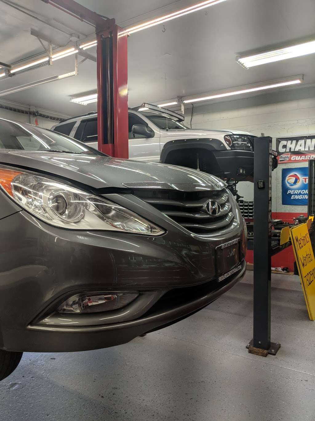 Cristians Auto Repair | 3961 County Rd 516, Matawan, NJ 07747, USA | Phone: (732) 254-0035