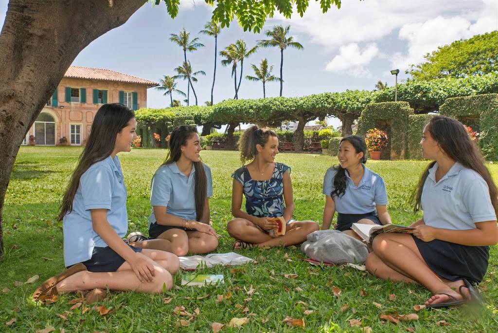 La Pietra - Hawaii School for Girls | 2933 Poni Moi Rd, Honolulu, HI 96815, USA | Phone: (808) 922-2744