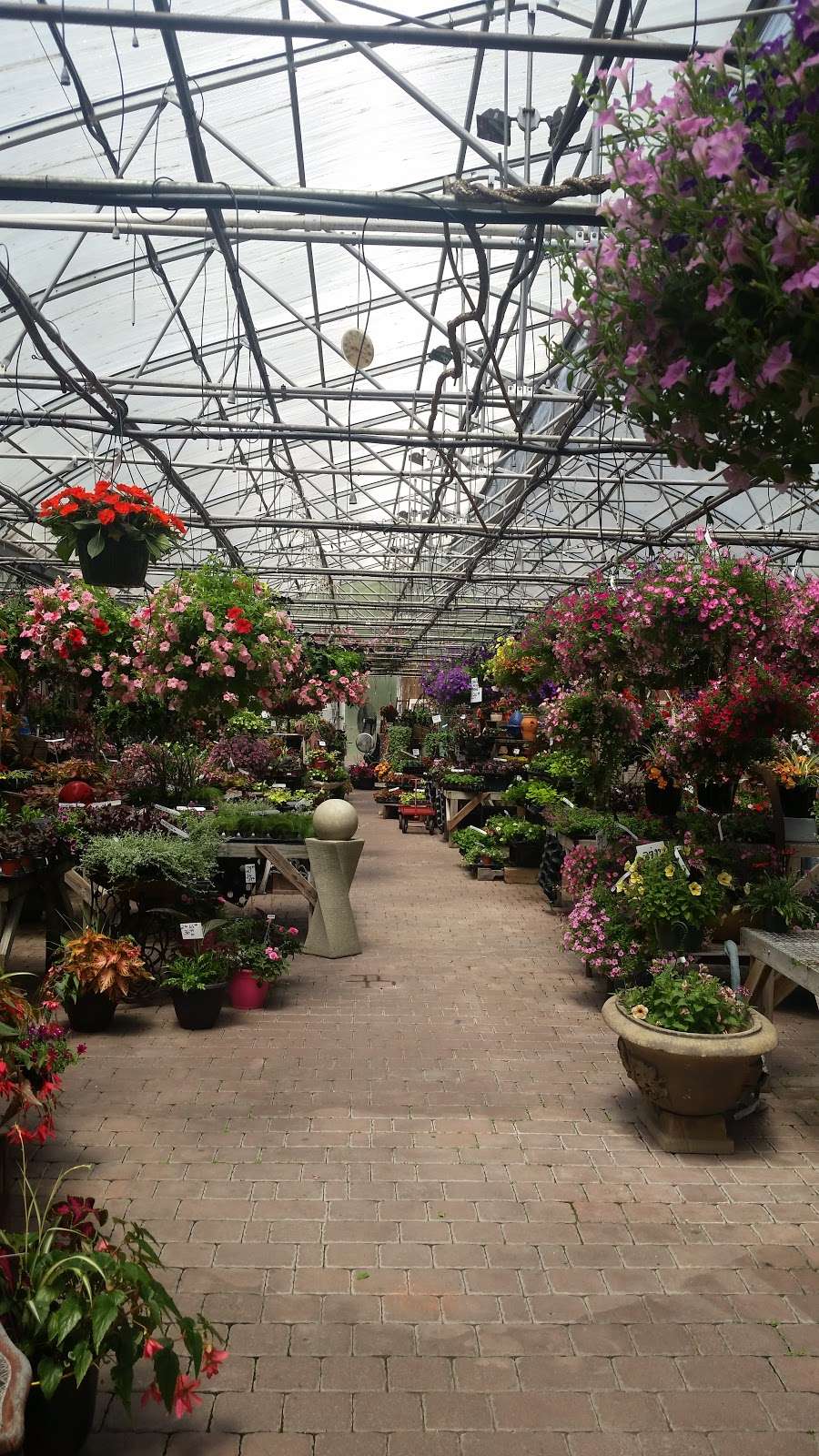 Rockingham Acres Garden Center | 161 Rockingham Rd #4154, Derry, NH 03038, USA | Phone: (603) 434-2817