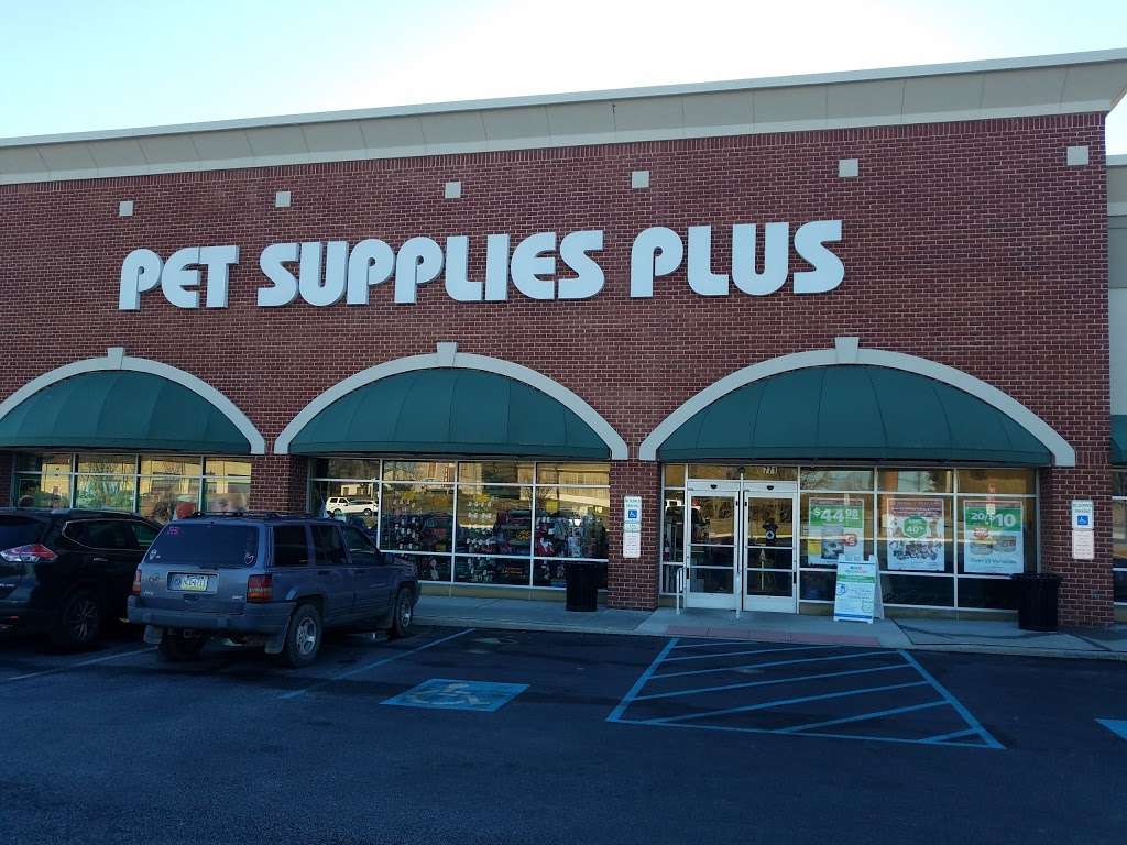 Pet Supplies Plus | 771 Gap Newport Pike, Avondale, PA 19311, USA | Phone: (610) 268-2424