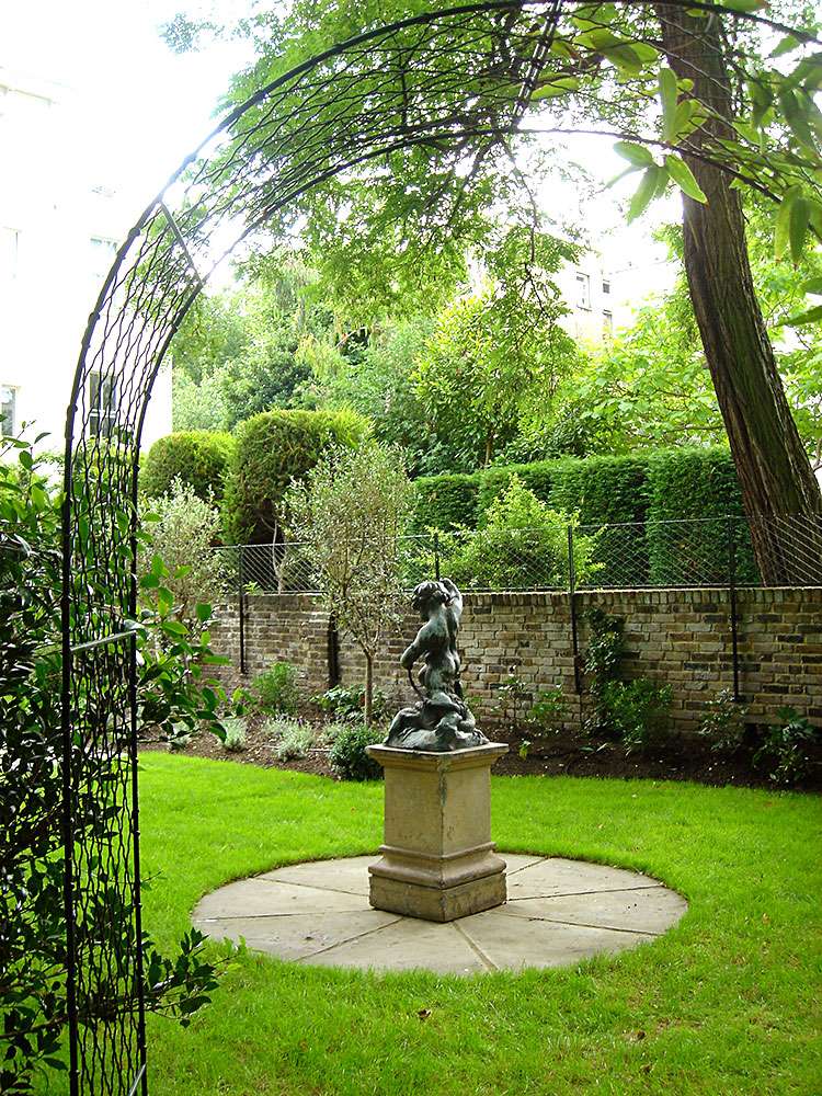 Henrietta Gentilli Garden Design LLP | 12 Bolingbroke Grove, London SW11 6ER, UK | Phone: 07711 652992