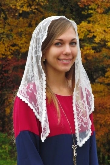 Veils by Lily | 403 Oak St, Kimmswick, MO 63053, USA | Phone: (800) 277-1813