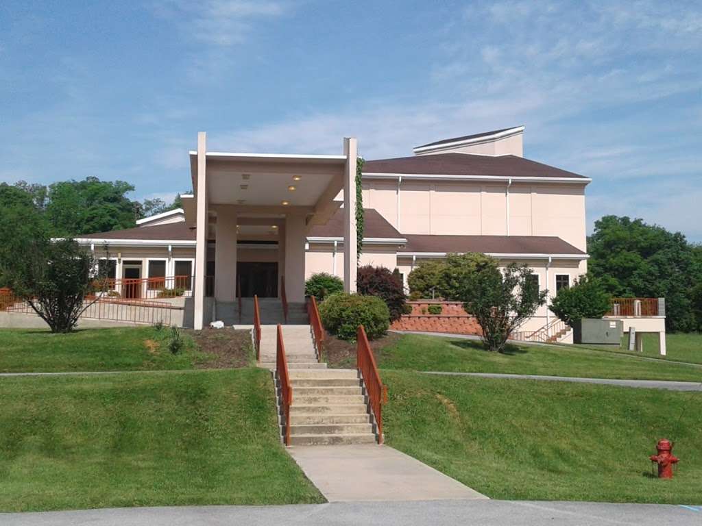 Highland View Seventh-day Adventist Church | 21600 Academy Terrace, Hagerstown, MD 21740, USA | Phone: (301) 739-3144