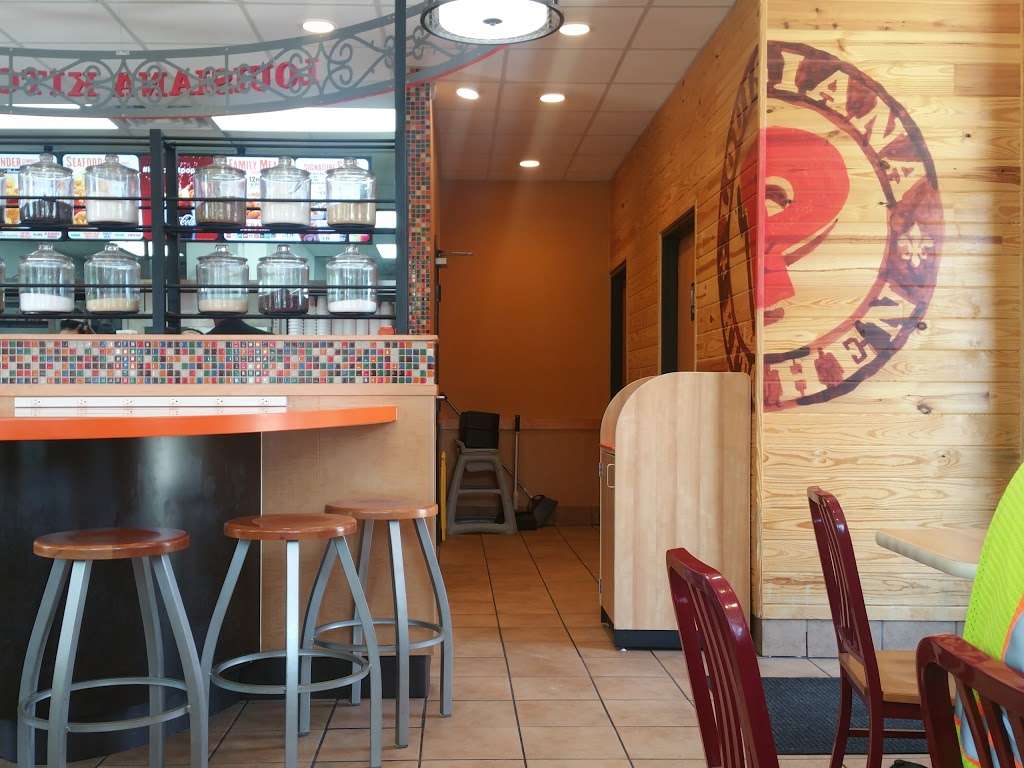 Popeyes Louisiana Kitchen | 905 N Belt Line Rd, Grand Prairie, TX 75050, USA | Phone: (972) 237-0450