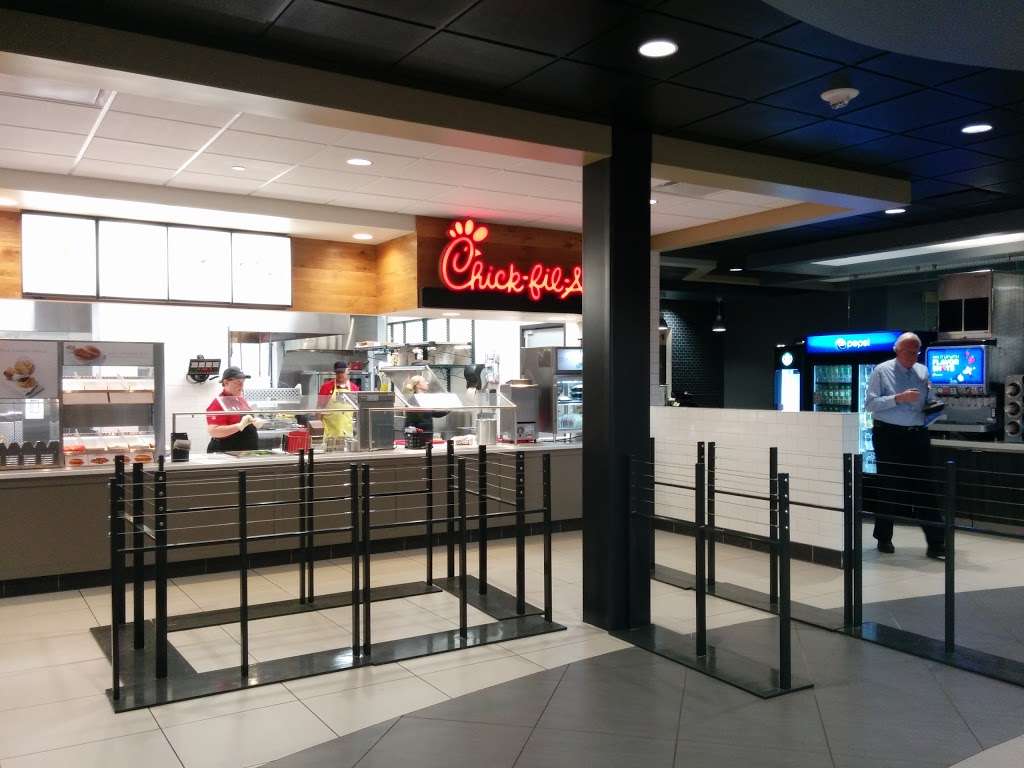 Chick-fil-A | 236 W Reade Ave LaRita R. Boren Campus Center, Upland, IN 46989, USA | Phone: (765) 998-4678