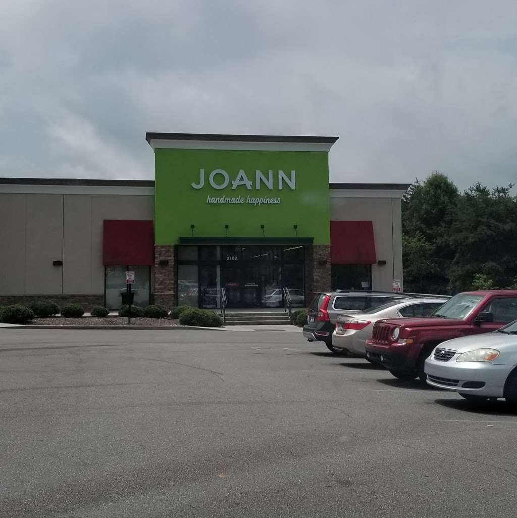 JOANN Fabrics and Crafts | 2102 US Hwy 70 SE, Hickory, NC 28602, USA | Phone: (828) 322-5056