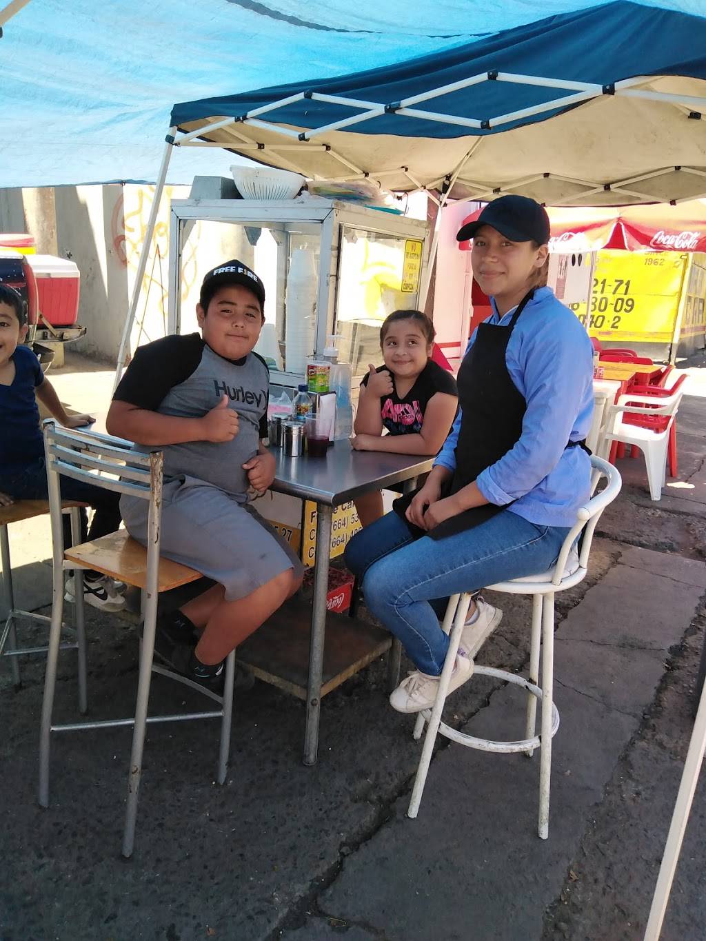 Tacos de birria de cabeza de res “Don Felipe” | Blvd. Diaz Ordaz 2227, Ramos, 22116 Tijuana, B.C., Mexico | Phone: 664 533 6527