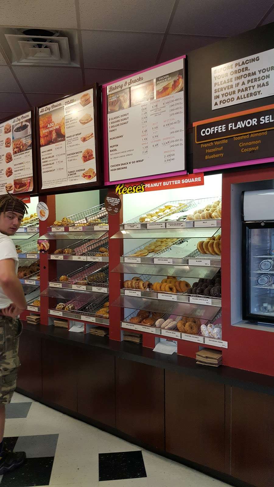 Dunkin | 9886 Winchester Rd, Front Royal, VA 22630, USA | Phone: (540) 622-6002